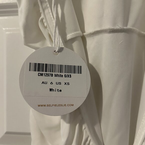 Selfie Leslie - XS -  Ruched Midi Dress - White (never worn) - Picture 4 of 5